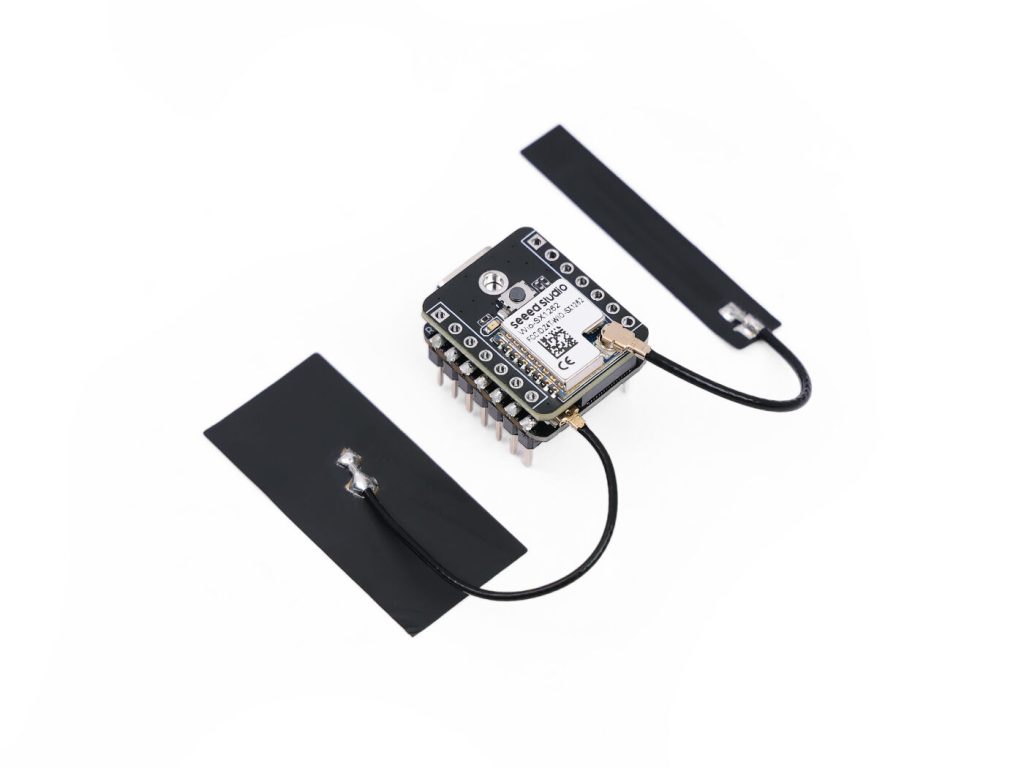 XIAO ESP32S3 and Wio-SX1262 kit
